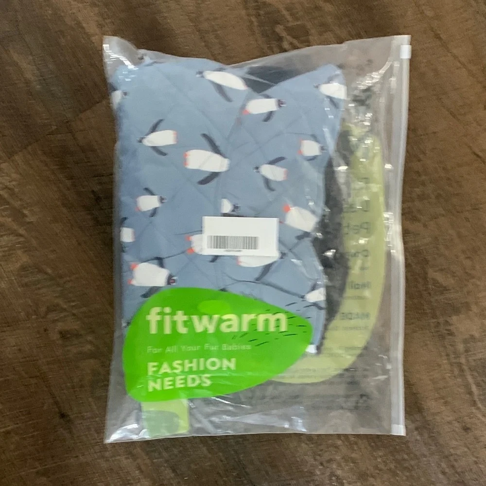 NWT Fitwarm Waterproof Reversible Penguin/Galaxy Dog Coat Size Large
